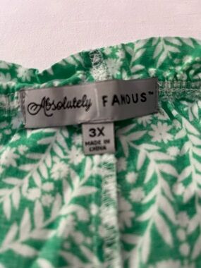 Absolutely Famous White & Green Floral Top